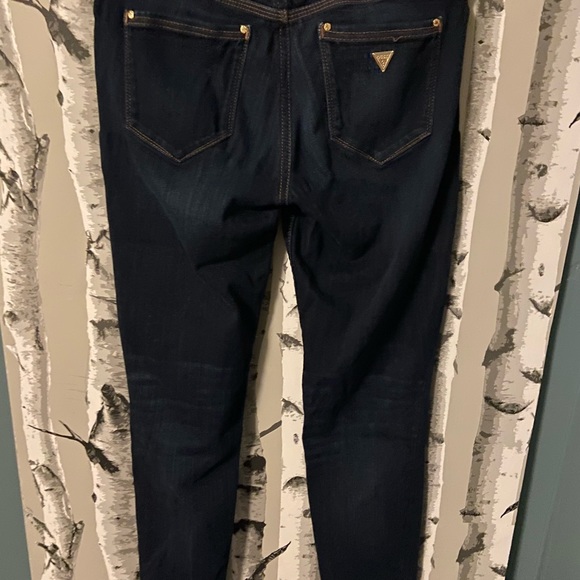 Guess Low Rise Skinny - Picture 3 of 4
